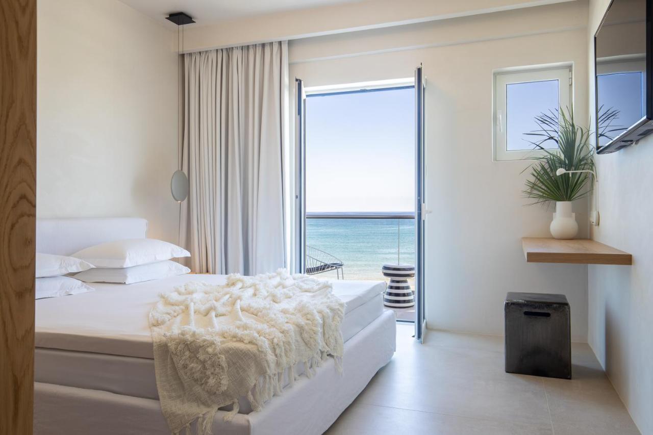 ماليا Akrogiali Beach Hotel Apartments المظهر الخارجي الصورة